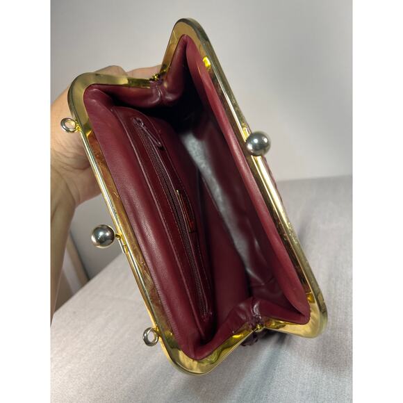 Talbots Gold Ball Kiss lock Closure Red Weave Clutch Crossbody Bag. - Picture 7 of 15